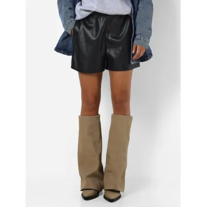 Zdjęcie Noisy May Szorty z imitacji skóry Andy 27029281 Czarny Regular Fit