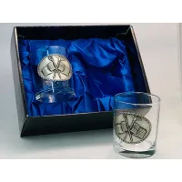 Picture A set of crystal whiskey glasses with a tin emblem depicting the crossed flags of Ireland and the United States