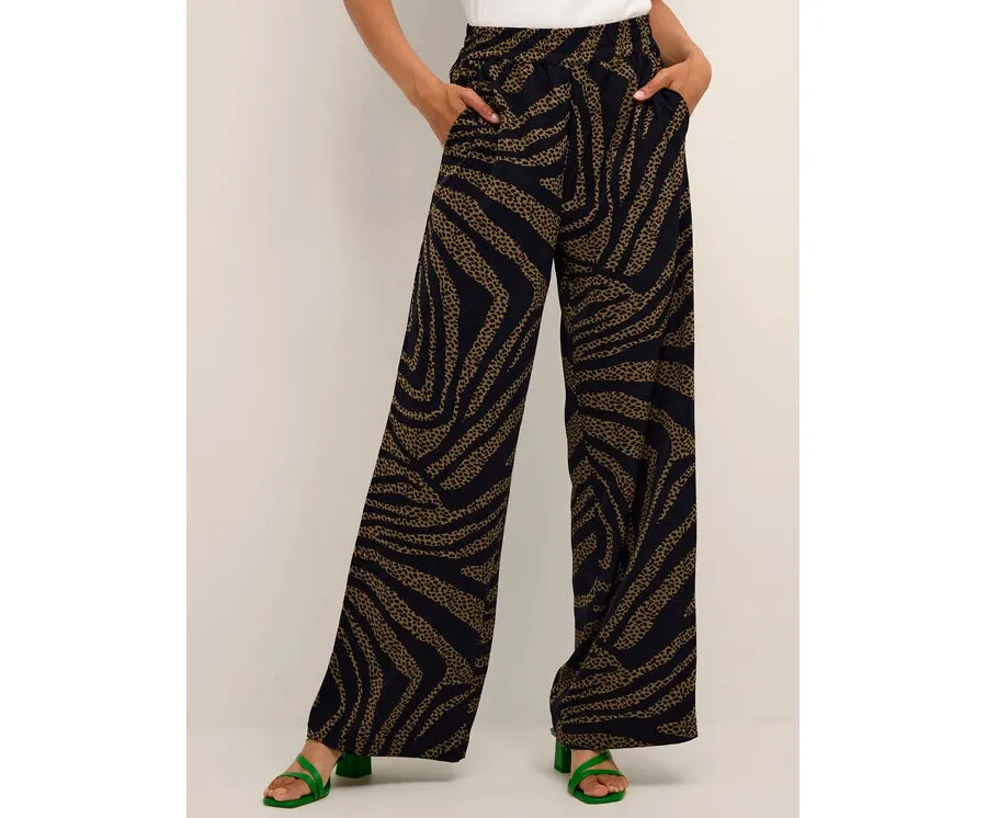 obrazek 1 Karen by Simonsen Spodnie materiałowe Hilja 10104284 Czarny Casual Fit