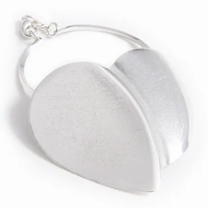 Zdjęcie Luksusowa posrebrzana ozdoba