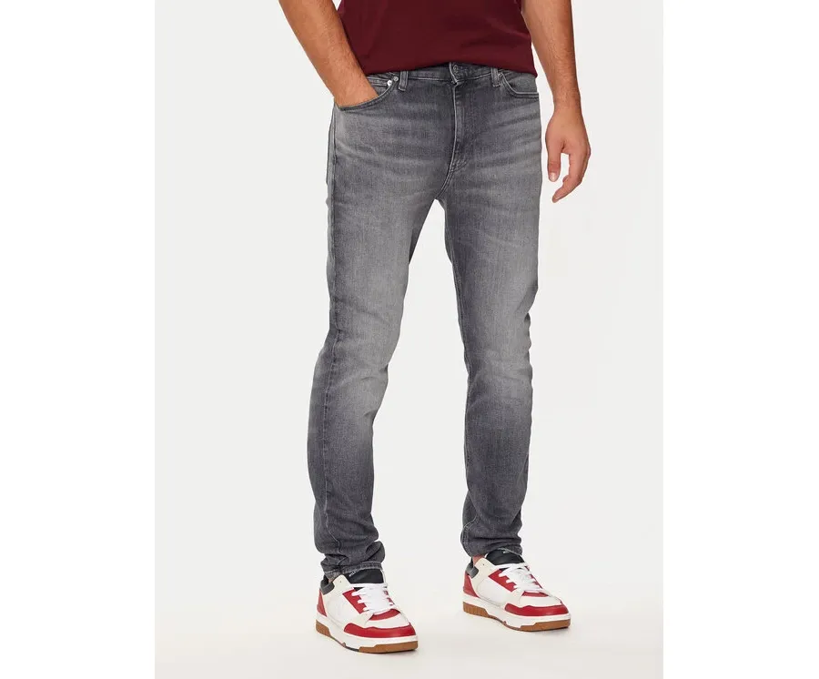 obrazek 1 Tommy Jeans Jeansy Simon DM0DM20407 Czarny Skinny Fit