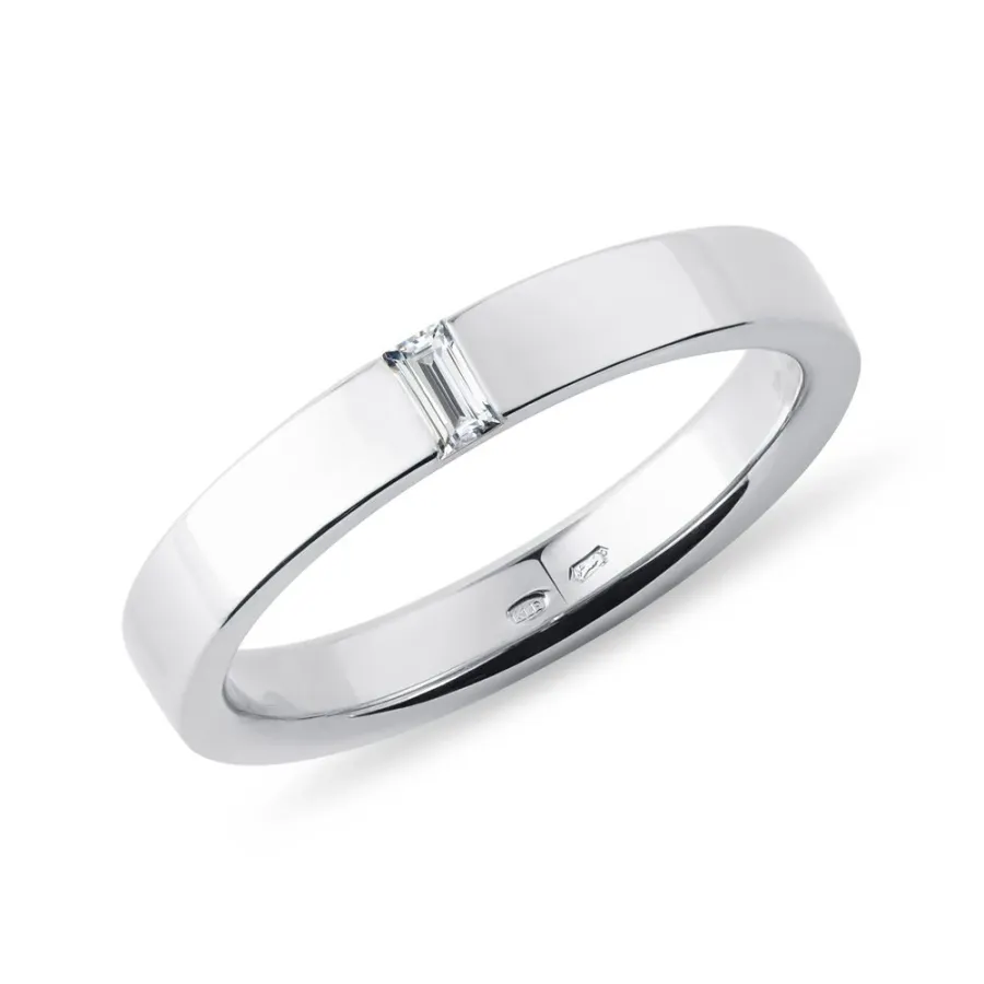 obrazek 1 Damska obrączka z białego 14 kt złota z diamentem baguette KLENOTA