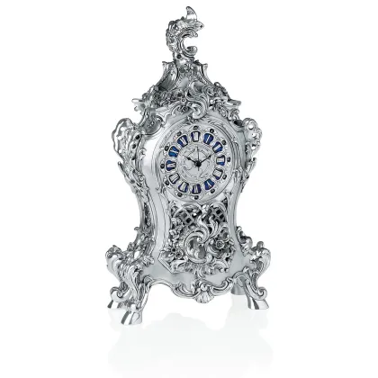 Picture A beautiful desk watch for the office