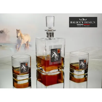 Zdjęcie Karafka i szklanki do whisky z bursztynem dla miłośnika koni
