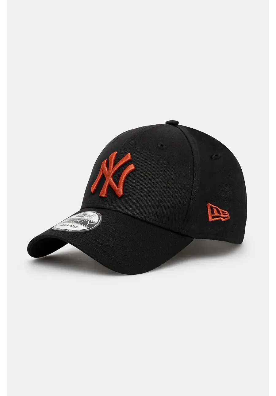 obrazek 1 New Era czapka z daszkiem bawełniana LEAGUE ESSENTIAL 9FORTY® NEW YORK YANKEES kolor czarny z aplikacją 60565099