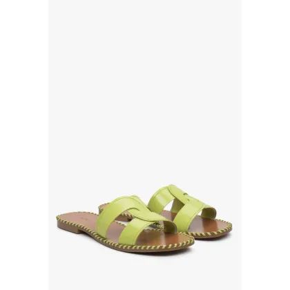 Zdjęcie Estro: Zielone skórzane klapki damskie na płaskim obcasie