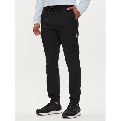 Zdjęcie Calvin Klein Jeans Joggery Badge J30J325114 Czarny Skinny Fit