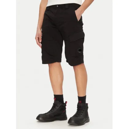 Zdjęcie C.P. Company Szorty materiałowe 18CMBE116A005694G Czarny Regular Fit