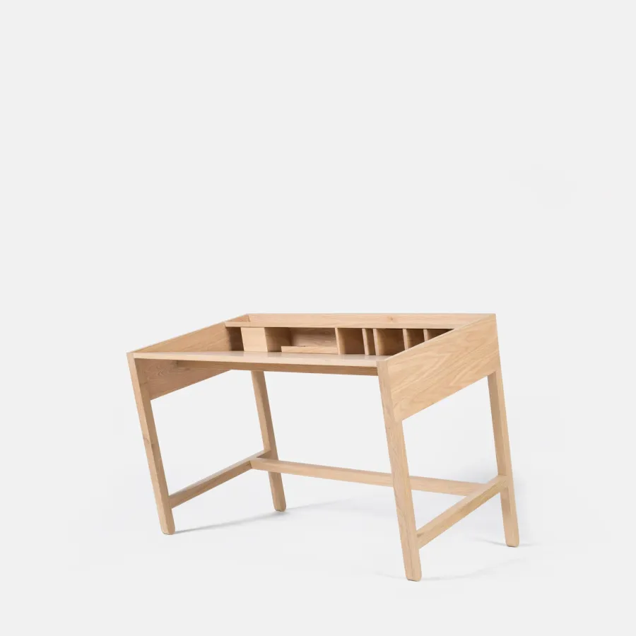 obrazek 2 Eleganckie drewniane biurko – Porventura