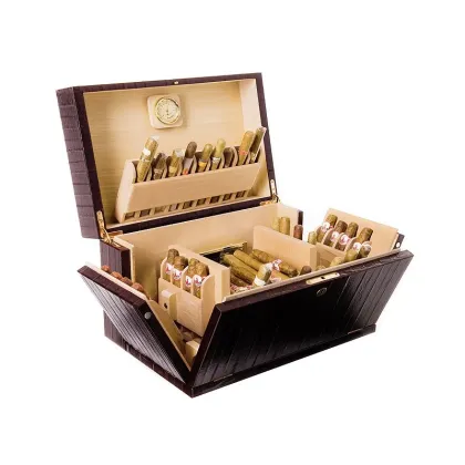 Picture Exclusive cigar humidor!