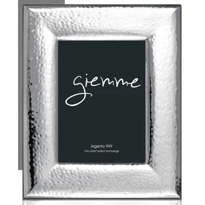 Picture Luxurious silver photo frame 10x15 cm with hammered decoration
