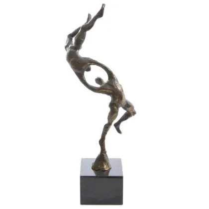 Zdjęcie Doskonała statuetka z brązu