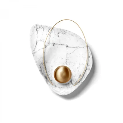 Picture Wall lamp made of marble with brushed brass details - Ginger & Jagger