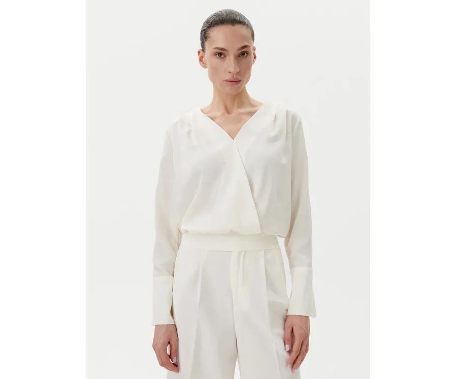 obrazek 1 Rinascimento Bluzka CFC0122613003 Écru Regular Fit