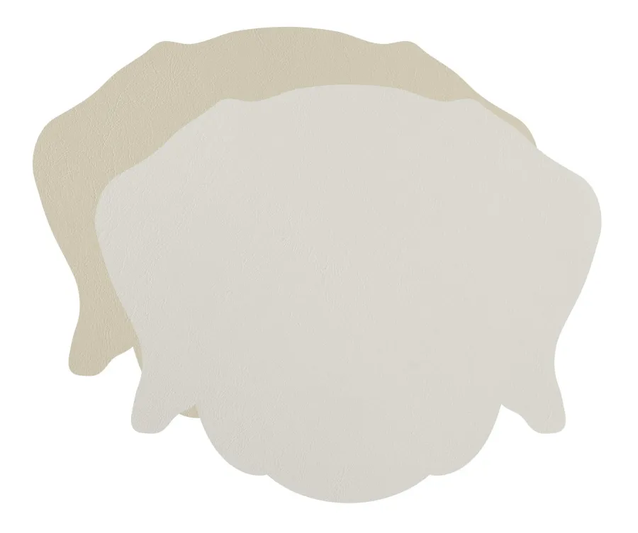 obrazek 1 Oryginalna podkładka stołowa - głowa psa wykonana ze skóry w kolorze białym i waniliowym