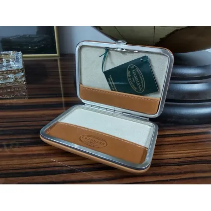 Zdjęcie Luksusowe skórzane etui na wizytówki - Hammann