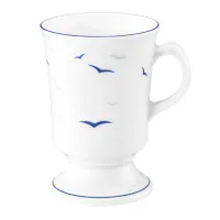 Zdjęcie Stylowy porcelanowy klasyczny kubek z Niemiec zdobiony subtelnym motywem ptaków – Tettau