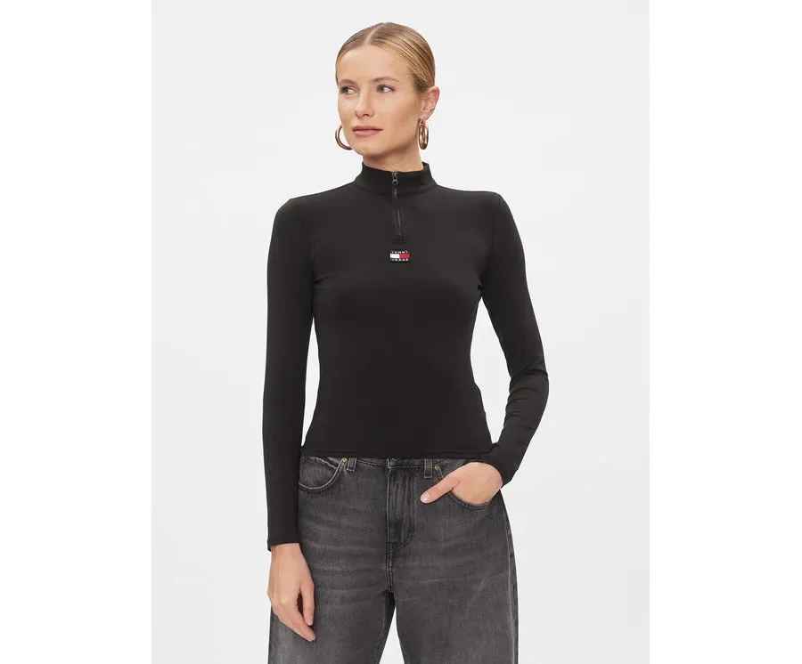 obrazek 1 Tommy Jeans Bluzka Xs Badge DW0DW16496 Czarny Slim Fit