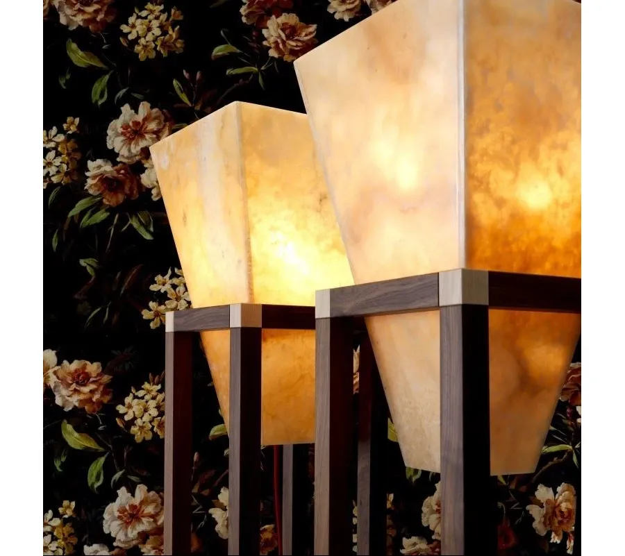 obrazek 2 Lampa podłogowa York z drewnianą ramą