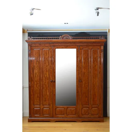 Zdjęcie Edwardian Mahogany - przepiękna 3-drzwiowa szafa antyk