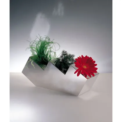 Picture Elegant vase made of silver - Pampaloni