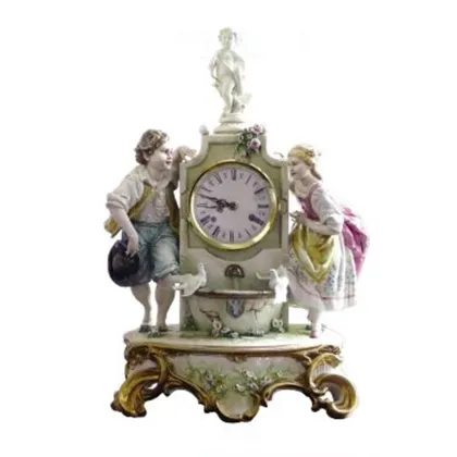 Zdjęcie Salonowy zegar z fontanną