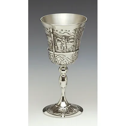 Zdjęcie Unikalny kielich do wina z pewteru z przedstawieniem króla Luga