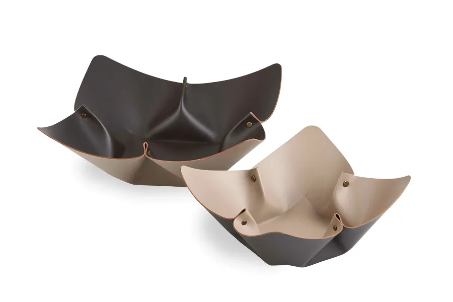 picture 2 Leather fruit bowl Ø45 cm in the shape of a flower, cappuccino color