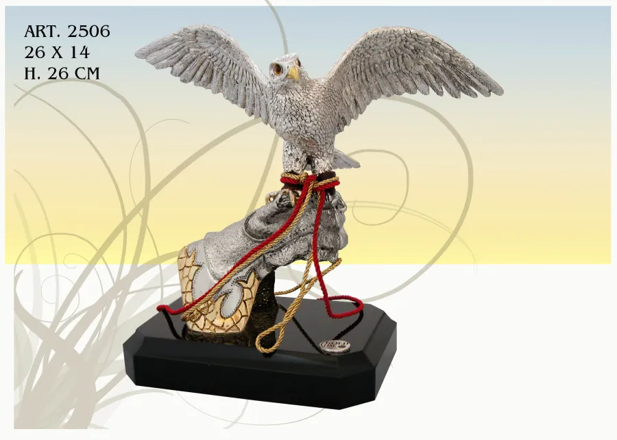 obrazek 1 Figura wznoszącego się do lotu orła