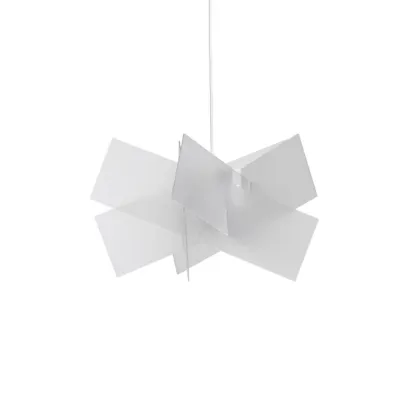 Zdjęcie Lampa wisząca o unikalnym kształcie