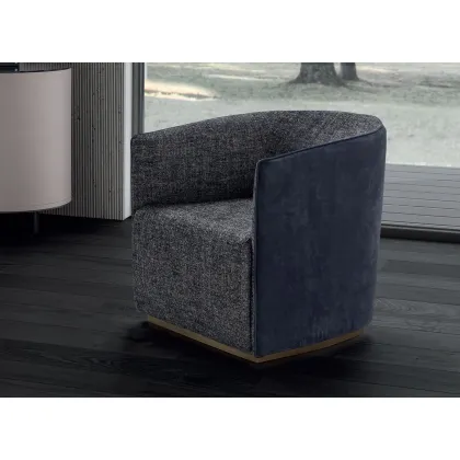 Zdjęcie Włoski fotel Charlie w nowoczesnym stylu