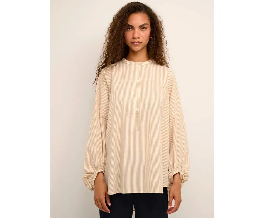 obrazek 1 Karen by Simonsen Bluzka Halli 10104299 Beżowy A-Line Fit