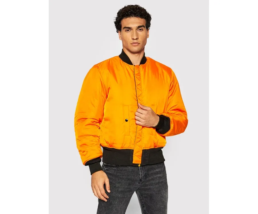 obrazek 1 Alpha Industries Kurtka bomber Ma-1 100101 Czarny Regular Fit
