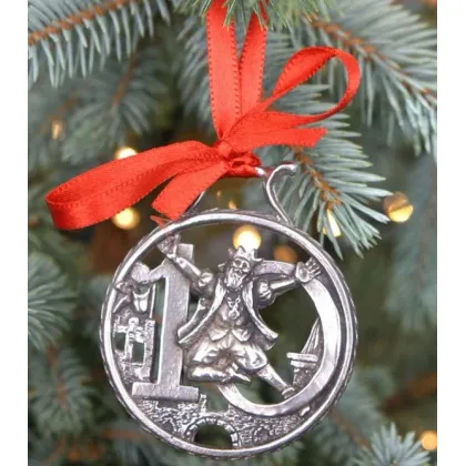 Zdjęcie Oryginalna ozdoba świąteczna w postaci bombki na choinkę