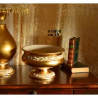 Zdjęcie Włoskie naczynie dekoracyjne ze złotym zdobieniem