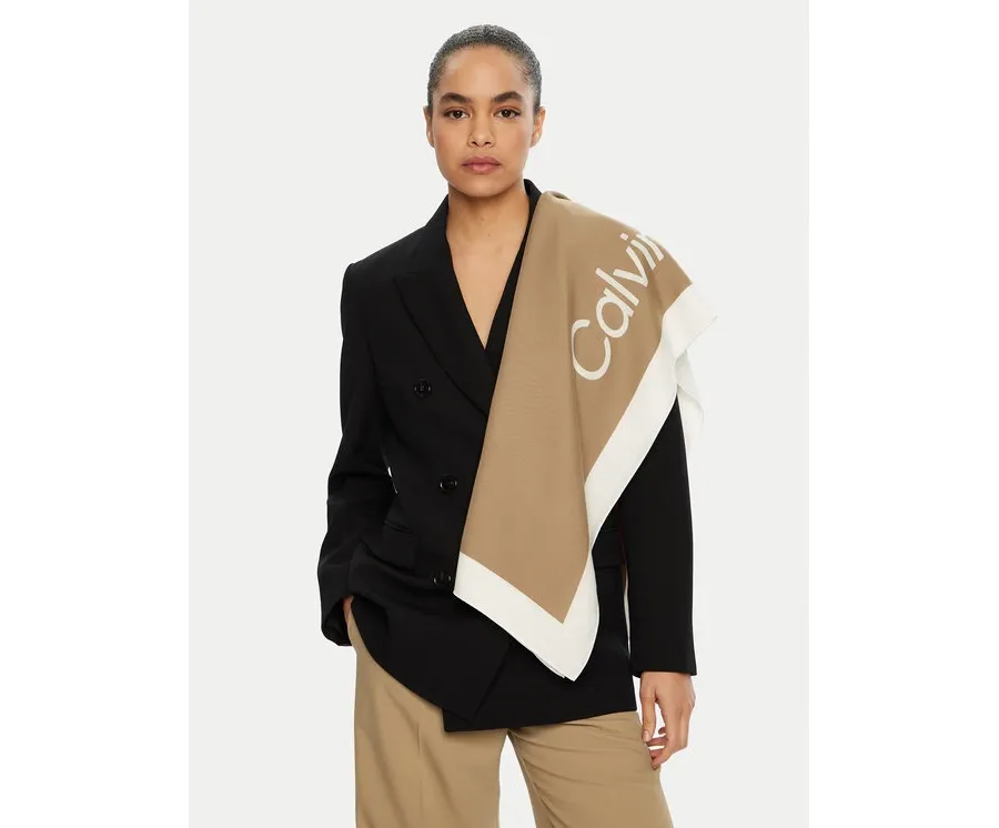 obrazek 1 Calvin Klein Chusta K60K612882 Beżowy