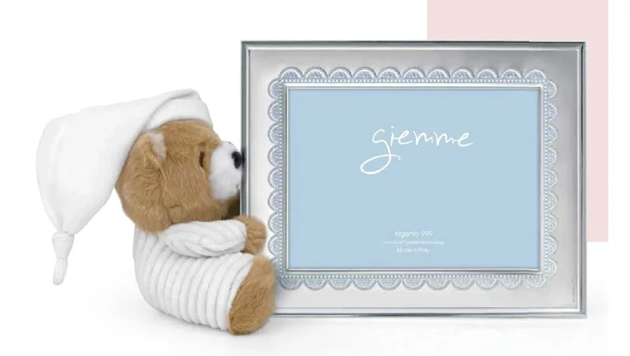 obrazek 1 Stylowa srebrna ramka na zdjęcia 9х13 cm zdobiona niebieskim motywem falbanki