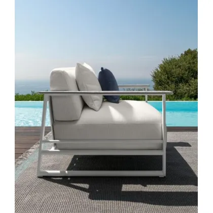 Zdjęcie Stylowa włoska sofa ogrodowa