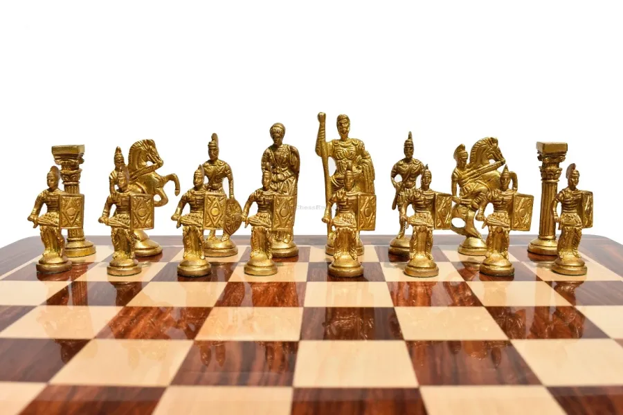 obrazek 5 Rzeźbiony zestaw figur rzymskie z litego mosiądzu - The Chess Empire