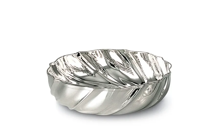 picture 1 Beautfiful silver bowl