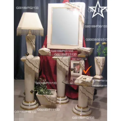 Picture Elegant Italian ceramic ashtray