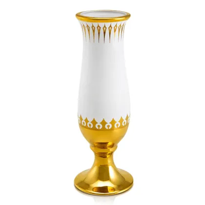 Picture Ceramic vase in the shape of a cup with gold accents – Ahura