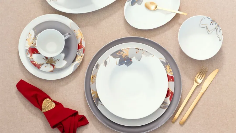 obrazek 1 Fantastyczny komplet porcelanowej zastawy stołowej 68 el. - Porcel