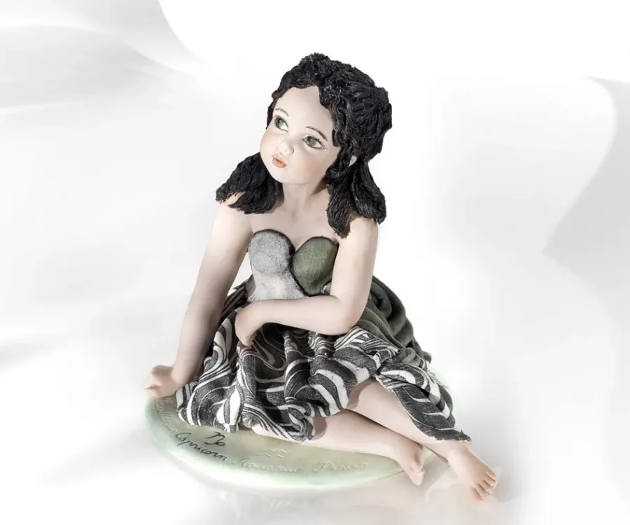 obrazek 1 Porcelanowa lalka kobiety znak zodiaku koziorożec - Sibania