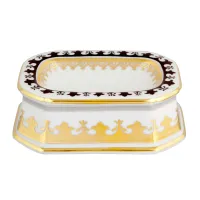 Zdjęcie Luksusowa porcelanowa solniczka z ozdobnym złotym motywem - Vista Alegre