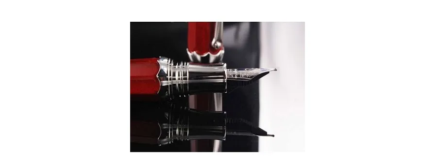 obrazek 4 Eleganckie Pióro Wieczne Piccola Red Montegrappa