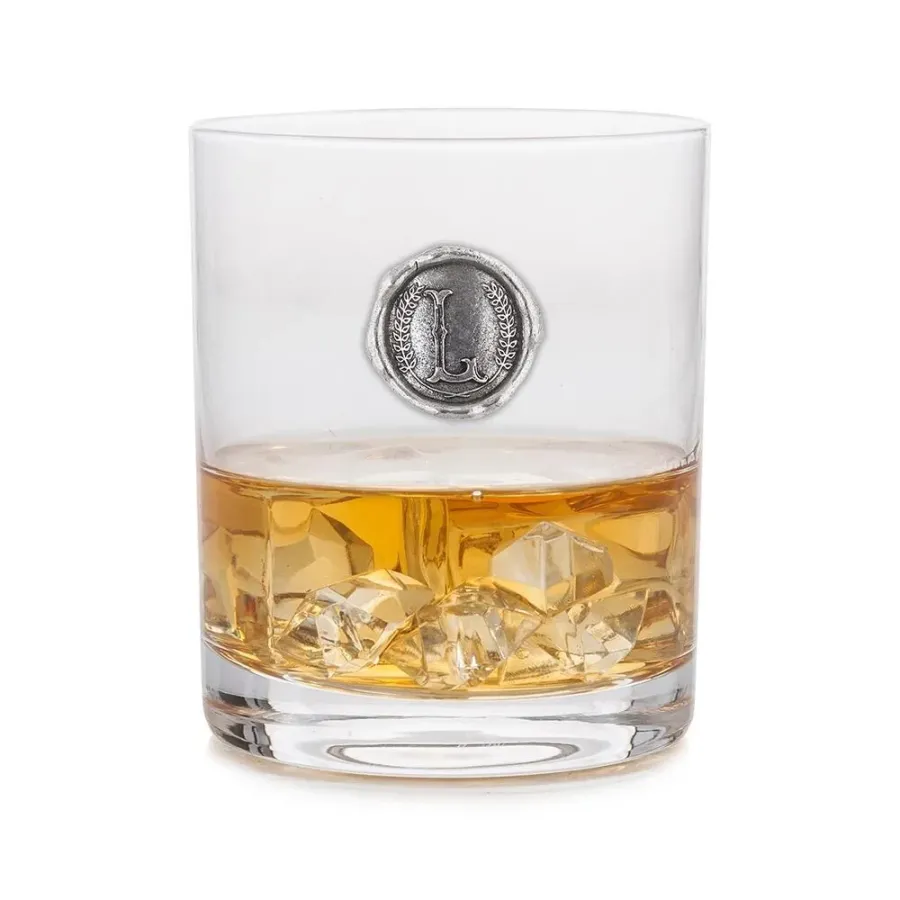obrazek 1 Stylowa szklanka do whisky z cynowym emblematem z literą „L” - ekskluzywny prezent dla konesera