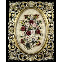 Zdjęcie Gustowna włoska rama z kwiatami z porcelany