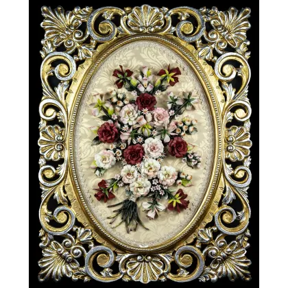 Zdjęcie Gustowna włoska rama z kwiatami z porcelany