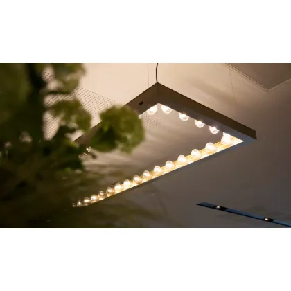 Zdjęcie Duży minimalistyczny żyrandol do nowoczesnych wnętrz